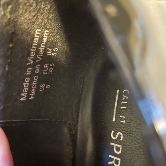 Size 8 black heels - Picture 4 of 4